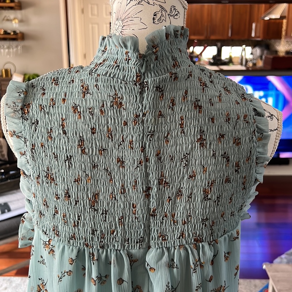 Set of 2 - Smocked Top Mock Neck Ruffle Floral Boho Dress Sz L - Picture 9 of 9